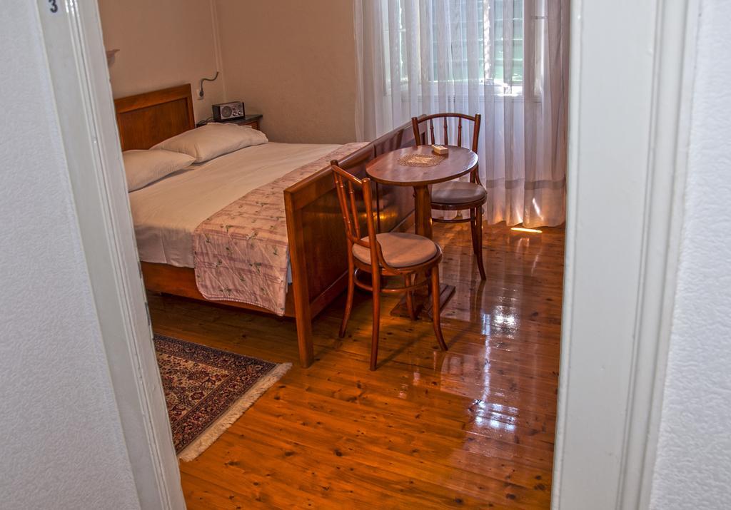 Marina Rooms Комижа Номер фото